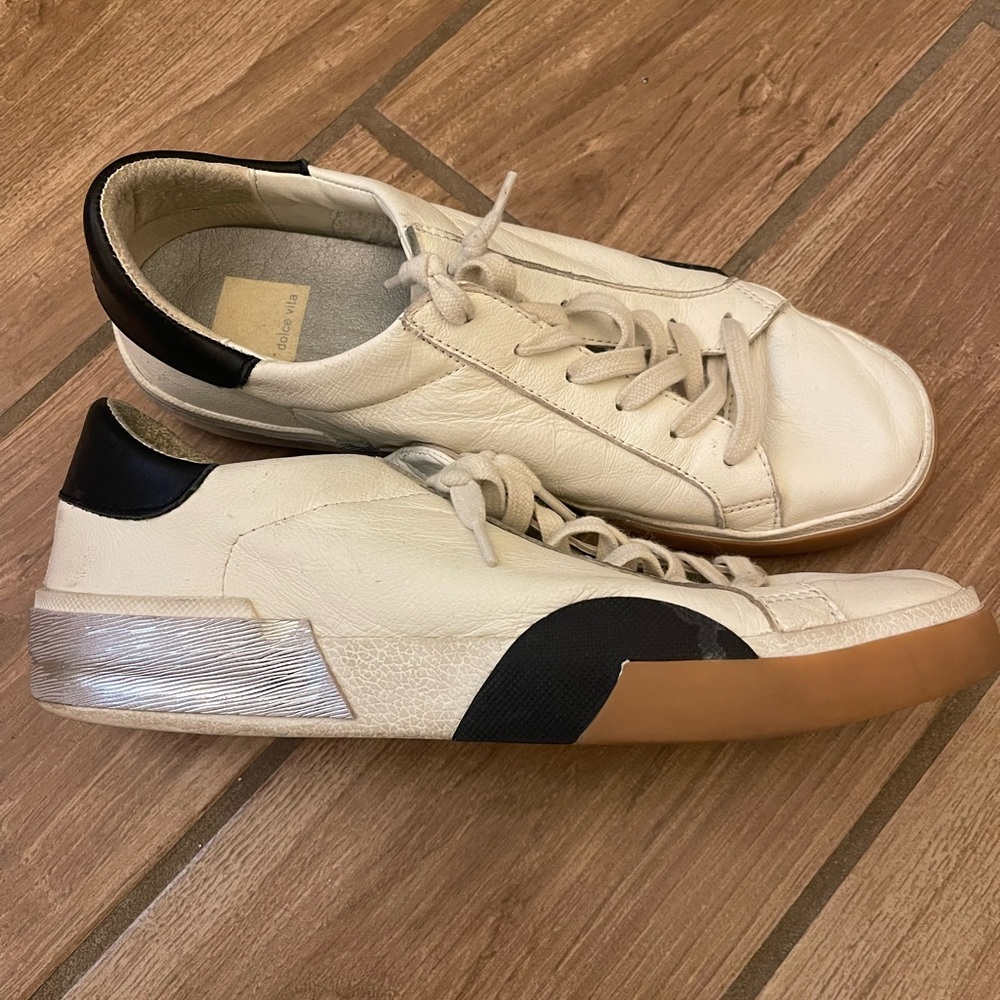 shoes-women’s size 9